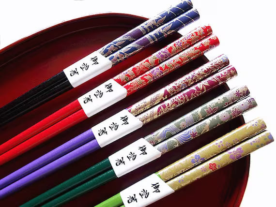 Japanese chopsticks, chopsticks, how to use chopsticks, best chopsticks, bamboo chopsticks, wooden chopsticks, reusable chopsticks, cooking chopsticks, chopstick etiquette, types of chopsticks