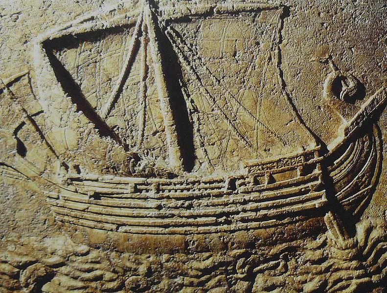 Ancient Glass Trade History: Production, Exchange & Archaeology