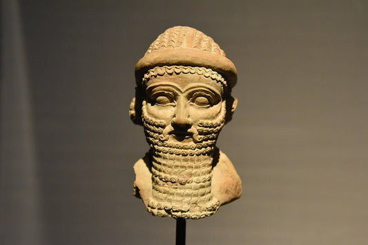 Mesopotamian Sculpture: Origins, Fertility Figures, and Ancient Artistic Traditions