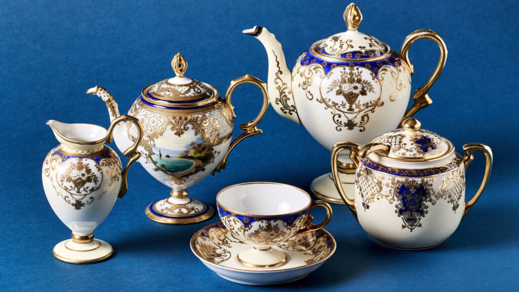 luxury tableware, fine dinnerware, tableware, elegant table settings, special occasion tableware, fine china dining, stylish dining essentials, formal dinner settings, luxury dinner plates, elegant porcelain bowls, refined table décor, high-end tableware