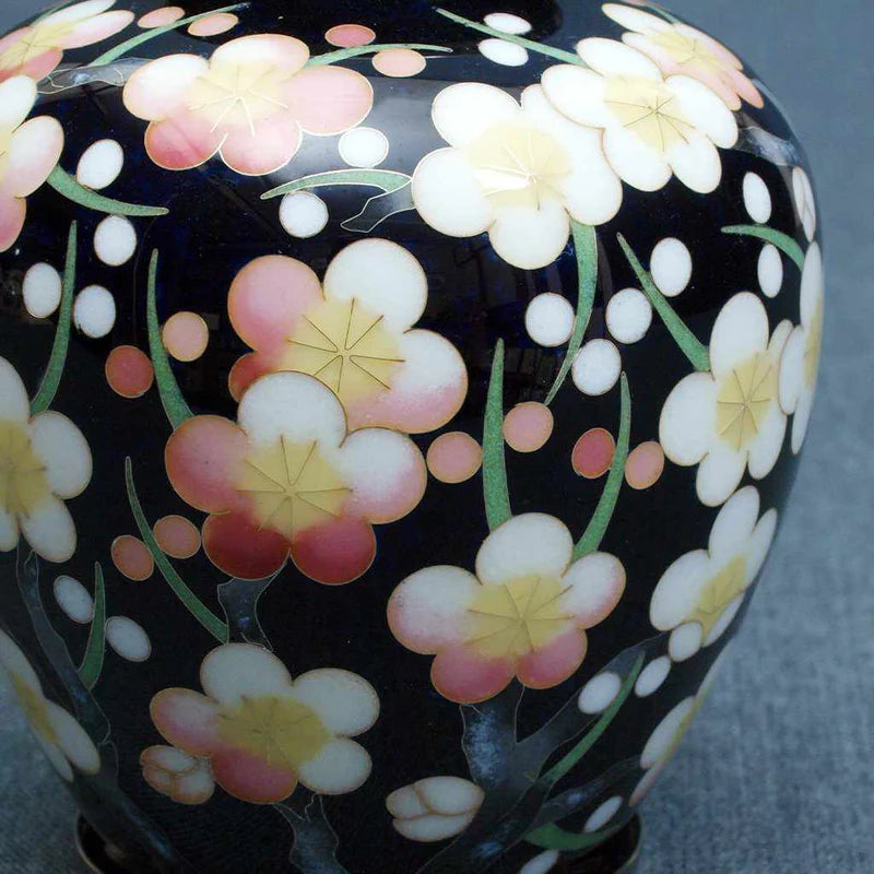 Owari cloisonne vase, Japanese cloisonne art, ume-zume plum blossom vase, Kato Shippo Seisakusyo vase, Japanese enamelware, wired cloisonne vase, Japanese decorative vase, black cloisonne vase, yellow cloisonne vase, Japanese handcrafted vase, plum blossom symbolism Japan, small Japanese art vase, cloisonne collector’s item, Aichi Prefecture artisan vase, traditional Japanese enamel vase