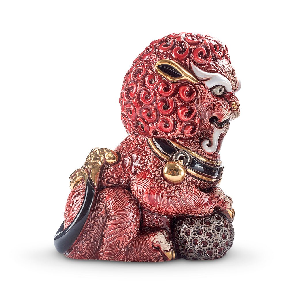 Pair of ceramic Foo Lions hand-carved, soft earthy tones. Detailed mane and poised stances, Chinese feng shui. Lion set for home, office, entryway décor. Hand‑Carved Foo Dog Statue. Lion Figurine. Foo Lion Sculptures. Lion Table Décor