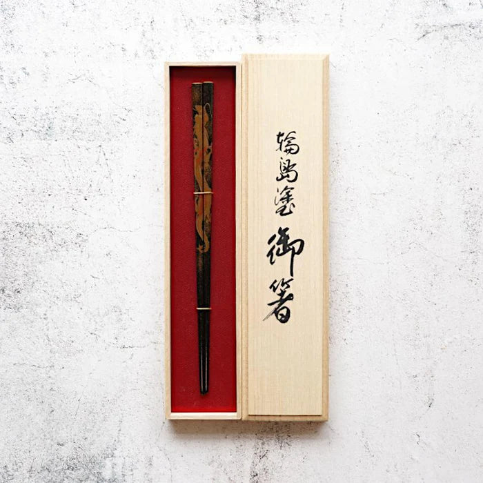 Wajima lacquer chopsticks, Japanese maki-e chopsticks, Hashimoto Kousaku Shikki, dragon chopsticks, phoenix chopsticks, luxury Japanese chopsticks, handmade lacquer chopsticks, traditional Japanese chopsticks, Wajima-nuri chopsticks, Ishikawa lacquerware, Noto cypress chopsticks, Japanese gift chopsticks, gold maki-e chopsticks, paulownia box chopsticks, collectible Japanese chopsticks