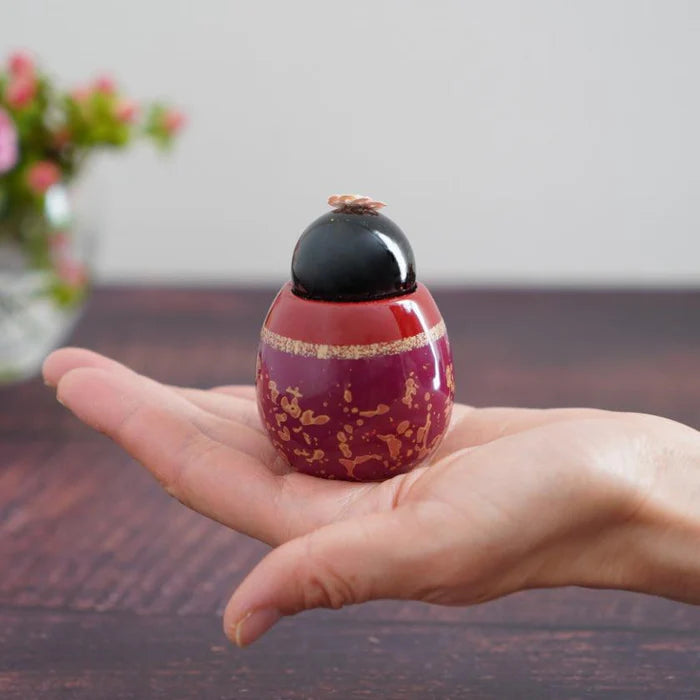 Japanese Hina dolls, Mini Hina decoration, Hinamatsuri doll set, Yasuharu Masukawa lacquer dolls, Tsugaru Nuri hina dolls, Japanese festival dolls, lacquerware Hina ornaments, handcrafted wooden Hina dolls, traditional Japanese Hina display, Aomori lacquer craft, Emperor and Empress doll set, Japanese seasonal decoration, karanuri lacquer dolls, collectible Japanese dolls