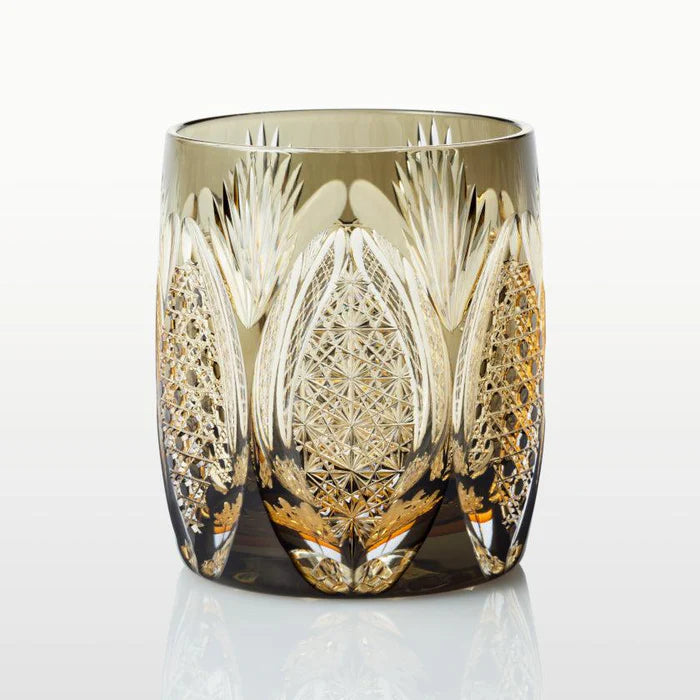 Edo Kiriko glass, Kagami Crystal tumbler, Japanese cut glass, Tora-no-Mai glass, tiger motif Edo Kiriko, Junichi Nabetani glass, Kasane-Irome Juhyo, Edo faceted crystal, Japanese artisan glassware, handmade Japanese crystal glass, Kagami Crystal Edo Kiriko, traditional Japanese whiskey tumbler, luxury Japanese tumblers, Edo Kiriko cut glass patterns, Japanese symbolic glassware