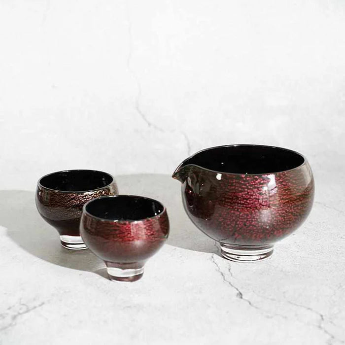 Sai glass set, Japanese blown glass, Glass Studio Izumo, handmade glass cups, Japanese glassware set, Izumo glass craft, silver foil glass, Sai red glass, Sai green glass, Sai blue glass, artisan glass Japan, Japanese design glassware, modern Japanese tableware, handmade Japanese gift set, collectible glass Japan