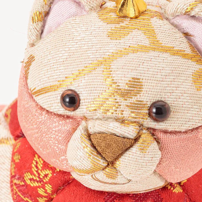Komainu charms, Edo Kimekomi dolls, Japanese guardian lion dog, silk komainu figurine, Japanese shrine guardian statue, handmade komainu Japan, Kakinuma Dolls, paulownia wood komainu, Japanese protective charm, small komainu ornament, komainu home decor, traditional Japanese craft, Japanese silk inlay doll, Edo art doll, komainu gift Japan, guardian lion dog figurine, Japanese cultural talisman, handmade silk komainu, shrine protection charm, komainu collectible