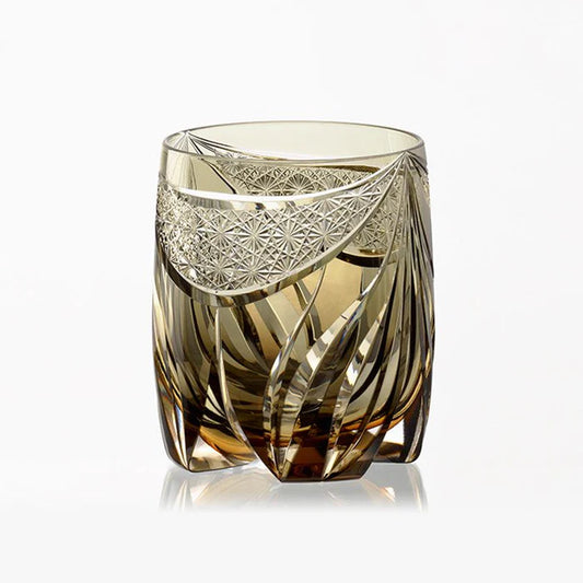 Edo Kiriko glass, Kagami Crystal tumbler, Japanese cut glass, Tora-no-Mai glass, tiger motif Edo Kiriko, Junichi Nabetani glass, Kasane-Irome Juhyo, Edo faceted crystal, Japanese artisan glassware, handmade Japanese crystal glass, Kagami Crystal Edo Kiriko, traditional Japanese whiskey tumbler, luxury Japanese tumblers, Edo Kiriko cut glass patterns, Japanese symbolic glassware