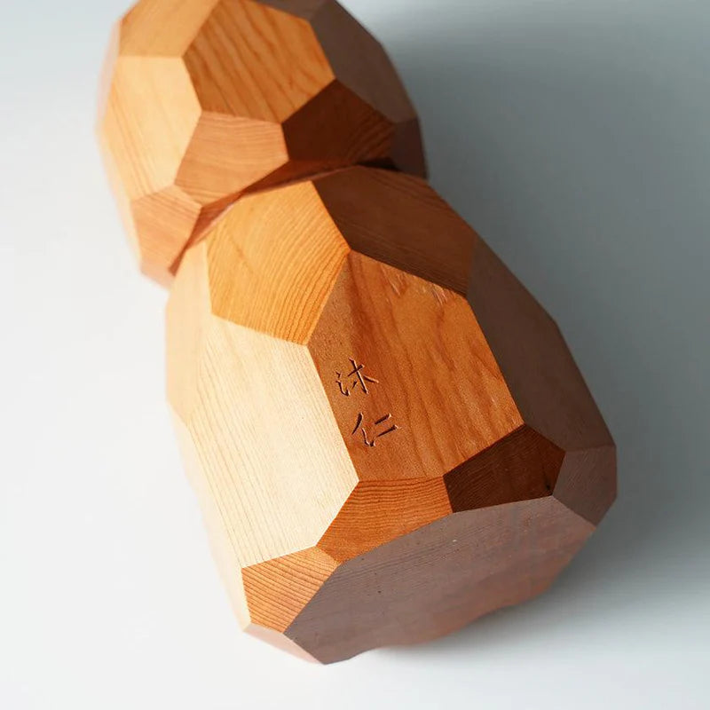Ichii Itto Bori Daruma, Hiroshi Washizuka wood carving, Japanese yew wood Daruma, Hida region traditional carving, stacked Daruma figurine, Japanese hand-carved ornament, yew wood sculpture Japan, traditional Japanese wooden Daruma, Japanese perseverance symbol, wooden Daruma doll gift, handmade wood carving from Japan, Gifu Prefecture crafts, Japanese artisan wooden figurine, Hida Ichii Itto Bori carving