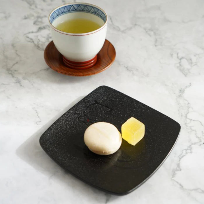 Japanese lacquerware plates, Tsugaru Nuri small dishes, Yasuharu Masukawa lacquer plates, Japanese cat dish set, traditional Japanese tableware, Aomori lacquerware, Japanese cat plates gift, handmade wooden lacquer plates, Japanese serving plates, cat design Japanese dishware, collectible Japanese plates, small Japanese pastry plates, artisan lacquer dishes, decorative Japanese cat plates