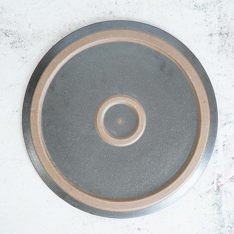 Otani ware plate, Mori Toki ceramics, Tokushima pottery, indigo ceramic plate, Japanese handmade plate, large decorative plate Japan, Awa indigo pottery, traditional Japanese ceramics, Japanese serving plate, artisan ceramic platter, modern Japanese tableware, handmade Japanese plate, collectible Japanese pottery, indigo glaze plate, decorative ceramic wall plate, wheel-thrown Japanese pottery