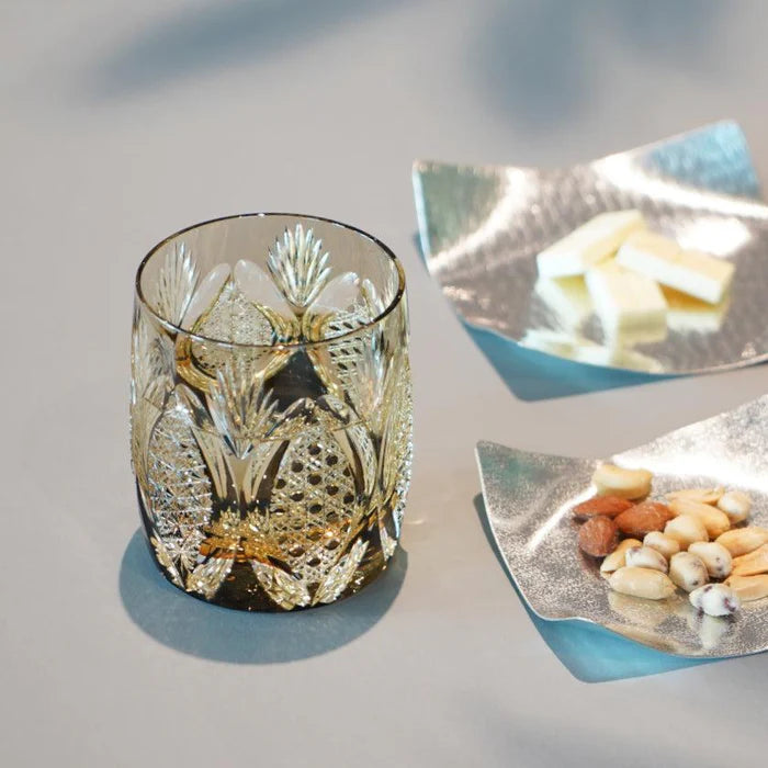 Edo Kiriko glass, Kagami Crystal tumbler, Japanese cut glass, Tora-no-Mai glass, tiger motif Edo Kiriko, Junichi Nabetani glass, Kasane-Irome Juhyo, Edo faceted crystal, Japanese artisan glassware, handmade Japanese crystal glass, Kagami Crystal Edo Kiriko, traditional Japanese whiskey tumbler, luxury Japanese tumblers, Edo Kiriko cut glass patterns, Japanese symbolic glassware