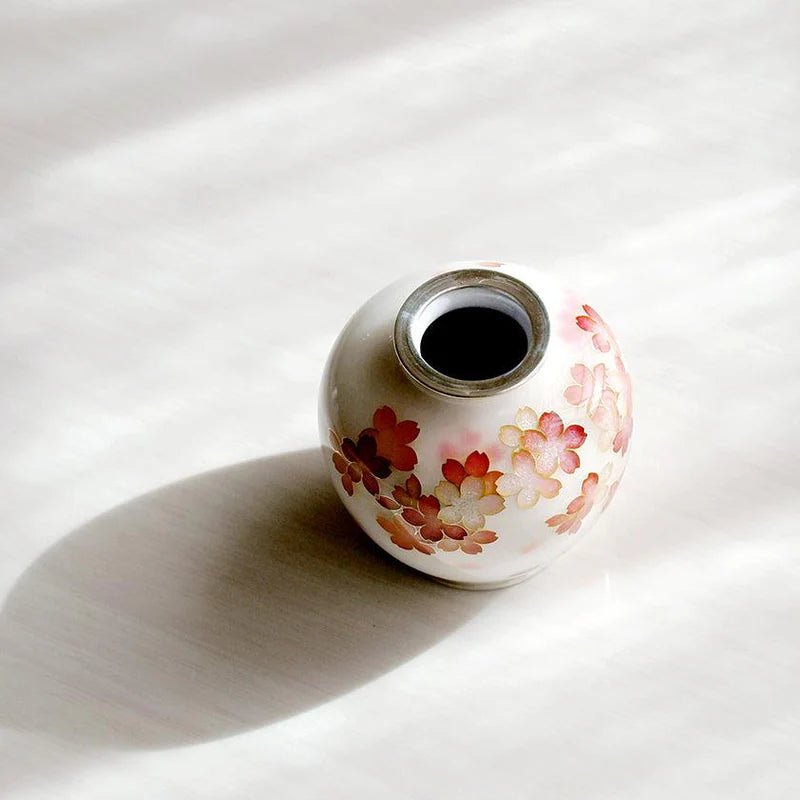 Owari cloisonné vase, Japanese cloisonné vase, glossy cloisonné vase, Kato Shippo Seisakusyo, sakura pattern vase, cherry blossom vase Japan, handmade cloisonné art, shippo yaki vase, Japanese artisan vase, small decorative vase, enamel copper vase, collectible Japanese vase, traditional Japanese enamelware, cherry blossom home décor, Japanese cultural gift