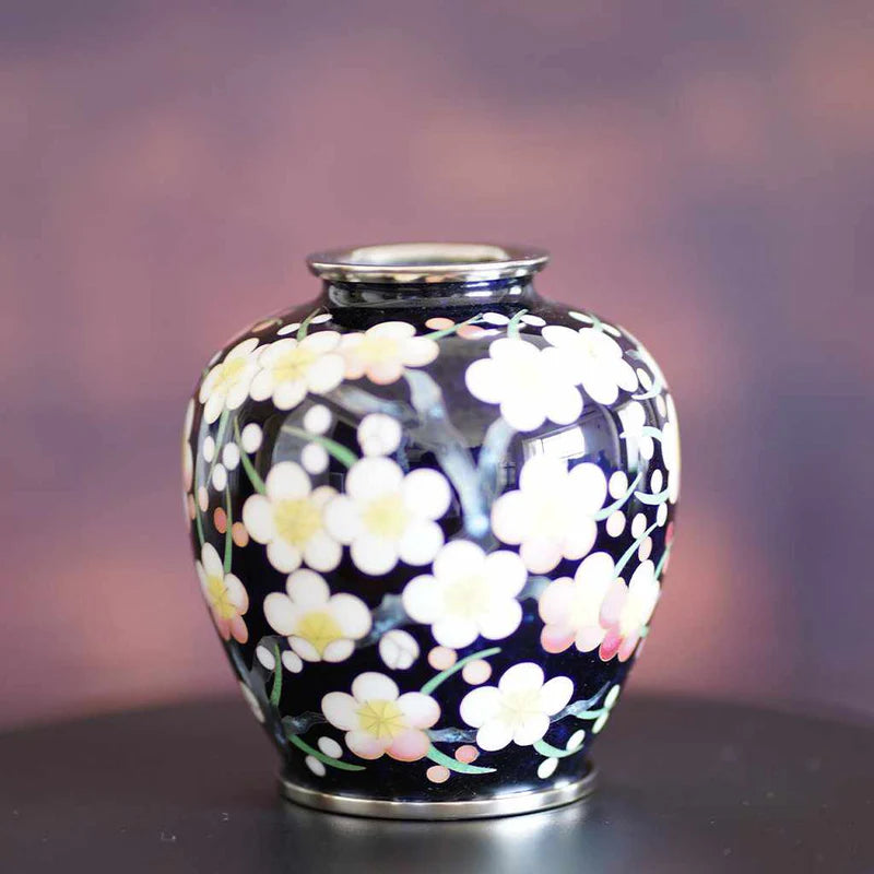 Owari cloisonne vase, Japanese cloisonne art, ume-zume plum blossom vase, Kato Shippo Seisakusyo vase, Japanese enamelware, wired cloisonne vase, Japanese decorative vase, black cloisonne vase, yellow cloisonne vase, Japanese handcrafted vase, plum blossom symbolism Japan, small Japanese art vase, cloisonne collector’s item, Aichi Prefecture artisan vase, traditional Japanese enamel vase