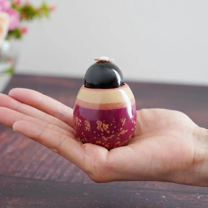 Japanese Hina dolls, Mini Hina decoration, Hinamatsuri doll set, Yasuharu Masukawa lacquer dolls, Tsugaru Nuri hina dolls, Japanese festival dolls, lacquerware Hina ornaments, handcrafted wooden Hina dolls, traditional Japanese Hina display, Aomori lacquer craft, Emperor and Empress doll set, Japanese seasonal decoration, karanuri lacquer dolls, collectible Japanese dolls