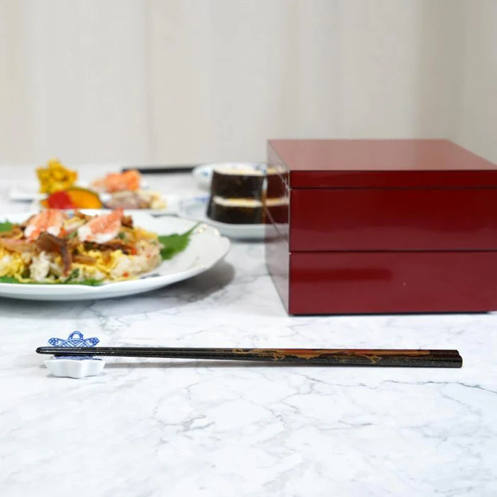 Wajima lacquer chopsticks, Japanese maki-e chopsticks, Hashimoto Kousaku Shikki, dragon chopsticks, phoenix chopsticks, luxury Japanese chopsticks, handmade lacquer chopsticks, traditional Japanese chopsticks, Wajima-nuri chopsticks, Ishikawa lacquerware, Noto cypress chopsticks, Japanese gift chopsticks, gold maki-e chopsticks, paulownia box chopsticks, collectible Japanese chopsticks