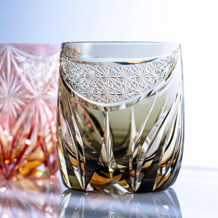 Edo Kiriko glass, Kagami Crystal tumbler, Japanese cut glass, Tora-no-Mai glass, tiger motif Edo Kiriko, Junichi Nabetani glass, Kasane-Irome Juhyo, Edo faceted crystal, Japanese artisan glassware, handmade Japanese crystal glass, Kagami Crystal Edo Kiriko, traditional Japanese whiskey tumbler, luxury Japanese tumblers, Edo Kiriko cut glass patterns, Japanese symbolic glassware