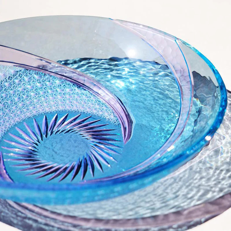 Nagare Kiku plate, Rinzen Kiriko, Japanese glass plate, hand-polished glassware, Tokyo glass artisan, soda glass plate Japan, chrysanthemum motif plate, Asanoha pattern glass, luxury Japanese tableware, collectible Kiriko plate, Japanese serving plate, traditional cut glass Japan, handmade Japanese gift, Kiriko art plate, symbolic Japanese tableware, decorative glass plate Japan