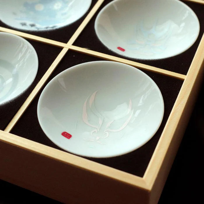 Mino ware color changing cups, Japanese ceramic cup set, Marumo Takagi cups, Shun Japan porcelain, color changing Japanese pottery, four seasons Japanese cups, Mt. Fuji design cup, Kabuki design Japanese ware, cherry blossom ceramic set, handmade Japanese ceramic gift, Gifu prefecture pottery, collectible Japanese ceramic cups, Japanese souvenir cup set, traditional Japanese giftware