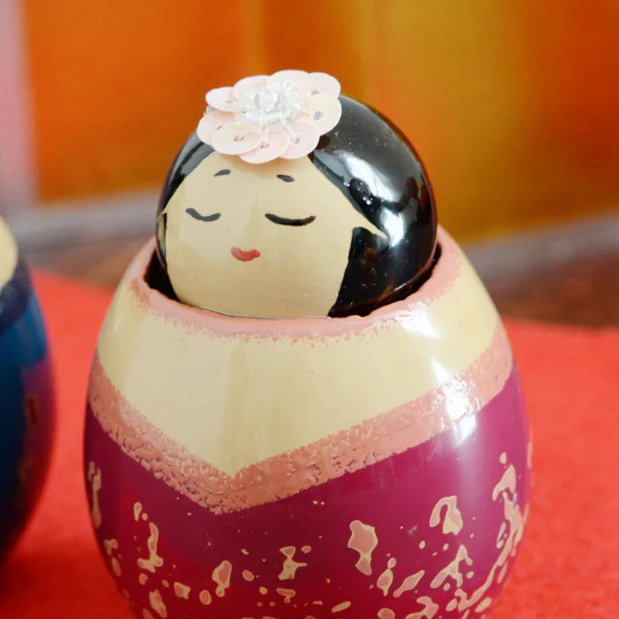 Japanese Hina dolls, Mini Hina decoration, Hinamatsuri doll set, Yasuharu Masukawa lacquer dolls, Tsugaru Nuri hina dolls, Japanese festival dolls, lacquerware Hina ornaments, handcrafted wooden Hina dolls, traditional Japanese Hina display, Aomori lacquer craft, Emperor and Empress doll set, Japanese seasonal decoration, karanuri lacquer dolls, collectible Japanese dolls
