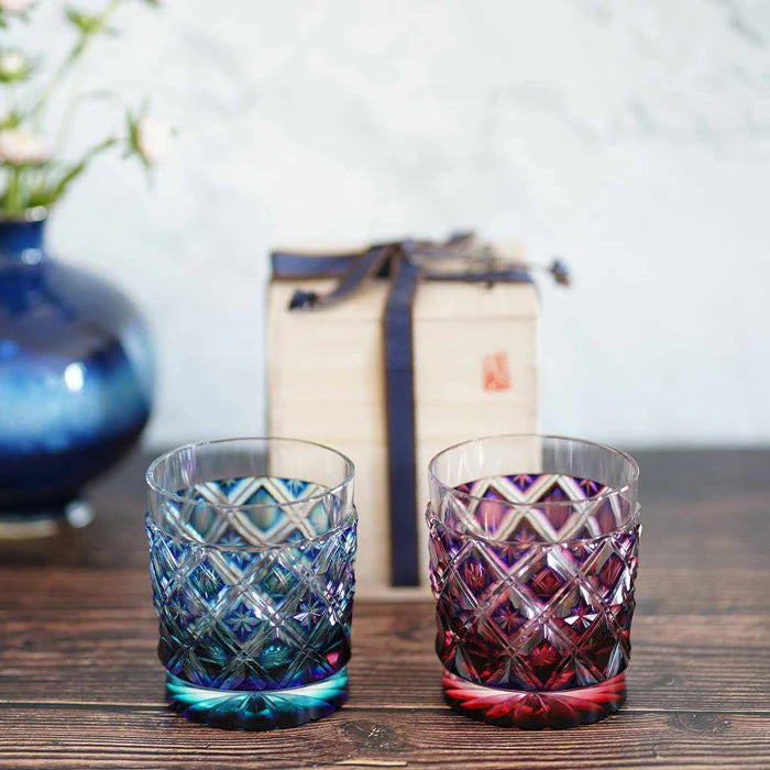 Satsuma cut glass, Satsuma Vidro whiskey glass, Japanese old-fashioned glass set, double-covered lattice glass, crystal glass from Japan, lapis lazuli glass, Japanese whiskey tumbler, Edo Kiriko vs Satsuma glass, Japanese barware gift set, luxury Japanese glassware, paulownia box glass set, handcrafted whiskey glasses Japan, layered color cut glass, artisan Japanese drinkware