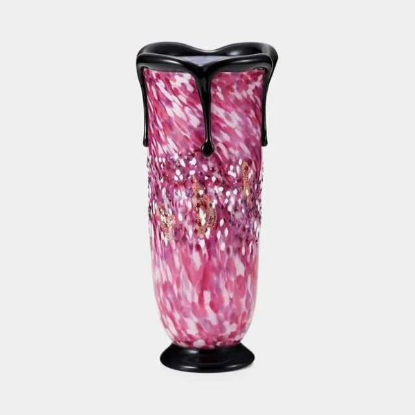 Flower Light Black Layered Vase, Hana Akari vase, Tsugaru Vidro glass, Japanese cherry blossom vase, Hirosaki Castle cherry blossom art, gold leaf Japanese vase, Hokuyo Glass vase, Aomori handcrafted glass, Japanese seasonal art glass, pink glass vase Japan, spring sakura decor, luxury Japanese vases.