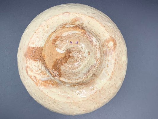 Japanese celadon pottery, handmade celadon tea bowl, ribbed ceramic tea bowl, carved leaf motif pottery, traditional Japanese ceramics, Longquan-style celadon ware, matcha chawan bowl, artisanal tea ceremony bowl, crackle glaze pottery, Song dynasty style ceramics, Japanese green glaze bowl, hand-thrown Japanese pottery, tea culture ceramics, Japanese chawan design, antique-style Japanese bowl, leaf pattern pottery, ribbed matcha bowl, celadon carving techniques, Japanese celadon glaze art, traditional Japa