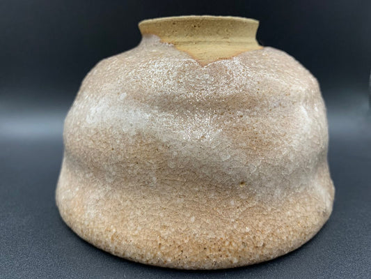 Japanese celadon pottery, handmade celadon tea bowl, ribbed ceramic tea bowl, carved leaf motif pottery, traditional Japanese ceramics, Longquan-style celadon ware, matcha chawan bowl, artisanal tea ceremony bowl, crackle glaze pottery, Song dynasty style ceramics, Japanese green glaze bowl, hand-thrown Japanese pottery, tea culture ceramics, Japanese chawan design, antique-style Japanese bowl, leaf pattern pottery, ribbed matcha bowl, celadon carving techniques, Japanese celadon glaze art, traditional Japa