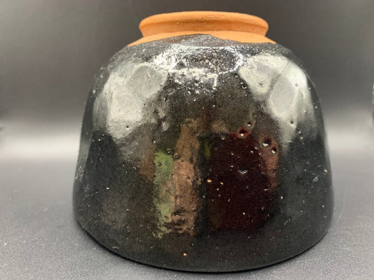 Japanese celadon pottery, handmade celadon tea bowl, ribbed ceramic tea bowl, carved leaf motif pottery, traditional Japanese ceramics, Longquan-style celadon ware, matcha chawan bowl, artisanal tea ceremony bowl, crackle glaze pottery, Song dynasty style ceramics, Japanese green glaze bowl, hand-thrown Japanese pottery, tea culture ceramics, Japanese chawan design, antique-style Japanese bowl, leaf pattern pottery, ribbed matcha bowl, celadon carving techniques, Japanese celadon glaze art, traditional Japa