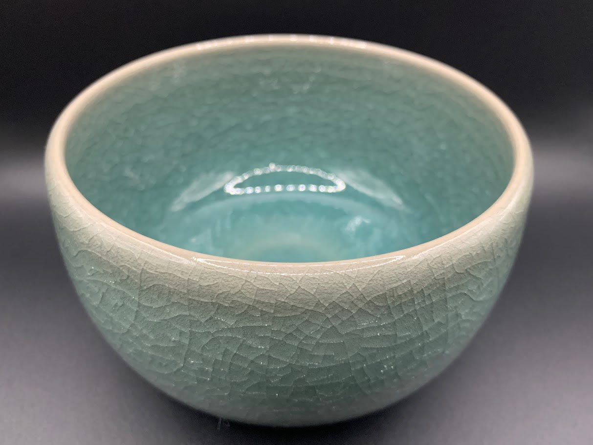 Japanese crafts, kogei art, matcha bowl ceramics, handmade matcha bowl, traditional Japanese pottery, Raku tea bowls, Arita porcelain wares, Imari ceramic art, Kutani porcelain figurine, handcrafted washi paper, washi paper art, bamboo weaving crafts, artisanal bamboo basketry, lacquerware craft, maki-e lacquer art, Edo Kiriko cut glassware, Japanese glass crafts, kintsugi repair pottery, kintsugi bowl restoration, kumihimo braid cords, silk kimono textiles, traditional Japanese textile art, nishijin-ori fa