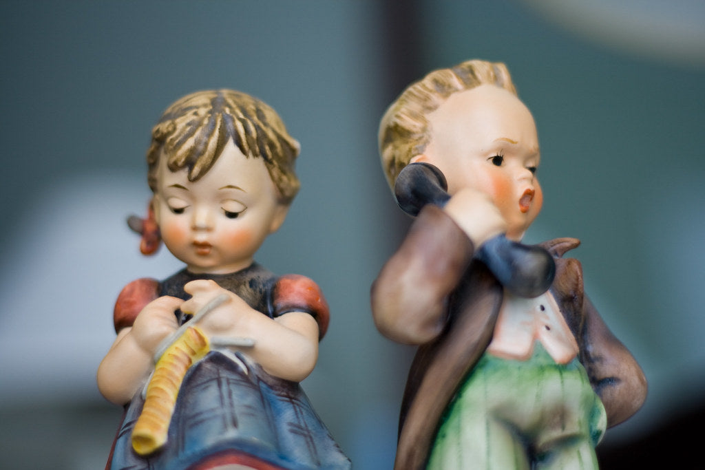 hummel figurines, goebel hummel, mi hummel, hummel price guide, hummel price list, hummel values, hummel value guide, rare hummel figurines, most valuable hummels, hummel identification, hummel marks, tmk marks