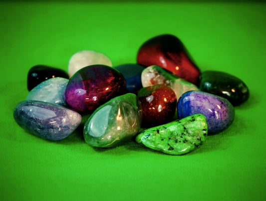Japanese Semiprecious Stone Craftwork | Traditional Gemstone Carving and Polishing