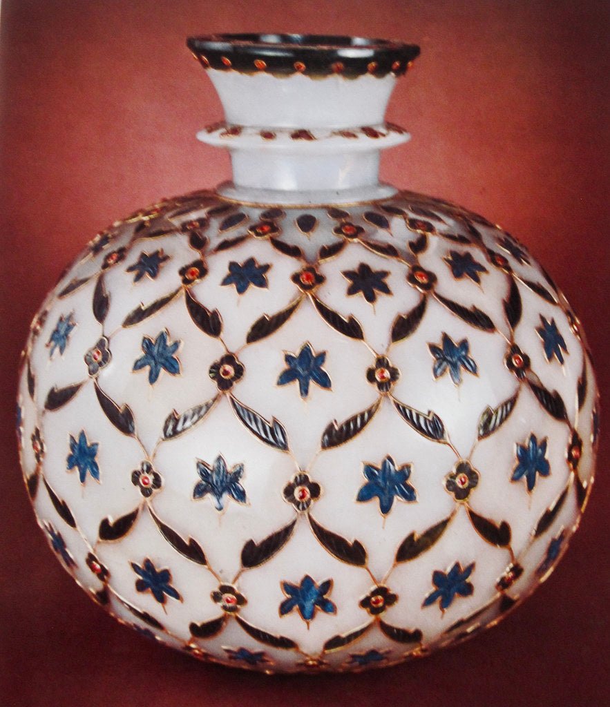 History of Mughal Ceramics: Art, Techniques, and Cultural Influence in Indian Pottery