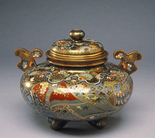 Traditional Japanese Craft History: Family Legacies and Handmade Art in Japan