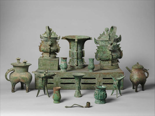 ancient Chinese bronzes, Chinese bronze vessels, Shang dynasty bronzes, Zhou dynasty bronzes, archaic Chinese ritual bronzes, antique Chinese wine vessels, Chinese food vessels, bronze inscriptions China, Western Zhou dynasty artifacts