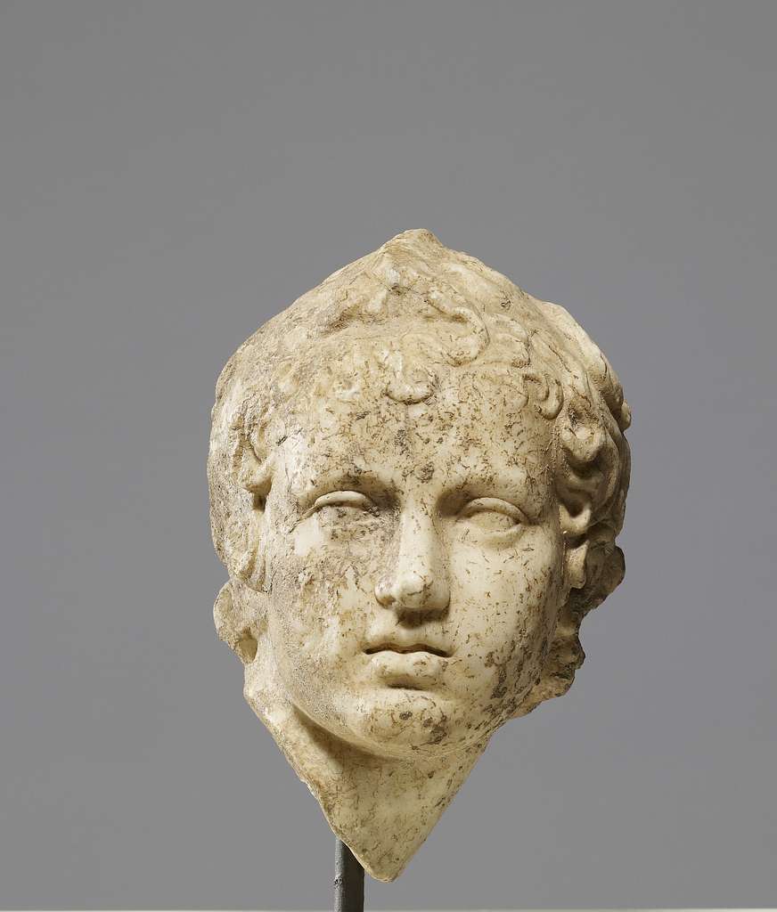 ancient marble sculptures, Greek marble statues, Roman marble art, classical sculpture collecting, authentic Greek artifacts, Roman statue provenance, buying ancient art, collectible marble figures, historical sculpture value, Greek Roman antiquities