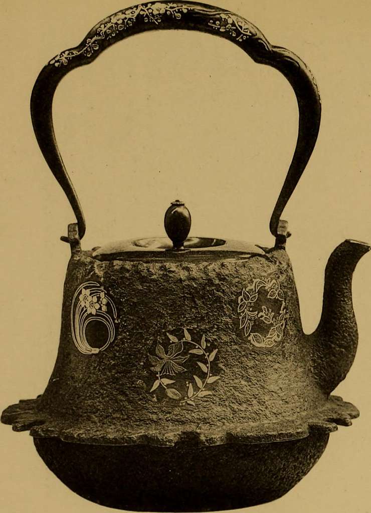 Traditional Japanese Metalwork: History, Techniques, and Timeless Craftsmanship