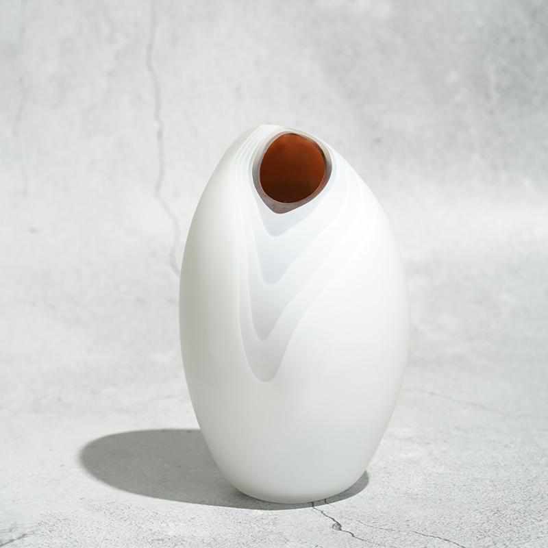 MAYU blown glass vase, Japanese handmade glass vase, Glass Studio Izumo, cocoon-shaped glass vase, Japanese art glass, Izumo glass vase, modern minimalist glass vase, colored blown glass Japan, blue glass vase Japan, green glass vase Japan, brown glass vase Japan, Japanese floral vase, handcrafted glass home décor, unique Japanese glass gift, artisan glass vase