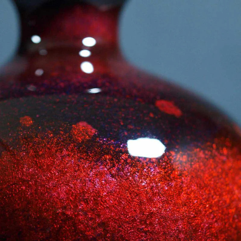 Owari Cloisonne vase, Japanese cloisonne art, wireless cloisonne enamel, Kato Shippo Seisakusyo vase, Japanese enamel vase, tamagata cloisonne vase, Japanese single flower vase, red cloisonne vase, navy blue cloisonne vase, green cloisonne vase, Japanese handcrafted vase, Japanese enamel art, cloisonne wedding gift, traditional Japanese decorative vase, Aichi cloisonne pottery
