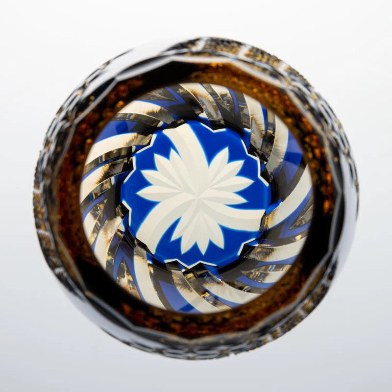 Edo Kiriko vase, Kagami Crystal vase, Japanese cut glass, Kumiko pattern vase, Kiku Tsunagi cut glass, Hoshi motif crystal, Japanese crystal glassware, luxury Japanese vase, cobalt blue cut glass vase, amber layered crystal, traditional Japanese vase, handcrafted Edo Kiriko, Japanese geometric pattern vase, chrysanthemum cut glass, Japanese artisanal glassware