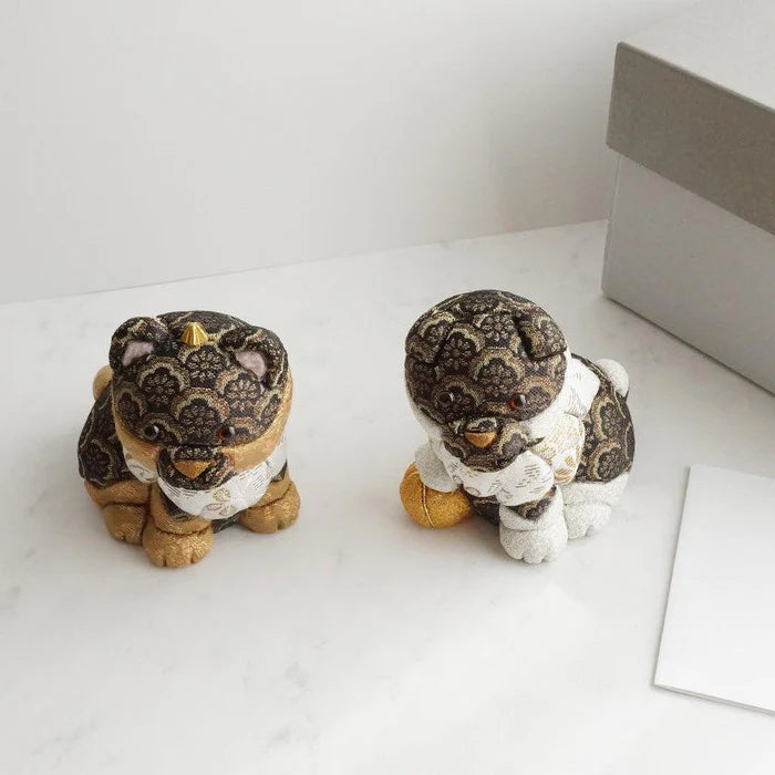 Komainu charms, Edo Kimekomi dolls, Japanese guardian lion dog, silk komainu figurine, Japanese shrine guardian statue, handmade komainu Japan, Kakinuma Dolls, paulownia wood komainu, Japanese protective charm, small komainu ornament, komainu home decor, traditional Japanese craft, Japanese silk inlay doll, Edo art doll, komainu gift Japan, guardian lion dog figurine, Japanese cultural talisman, handmade silk komainu, shrine protection charm, komainu collectible