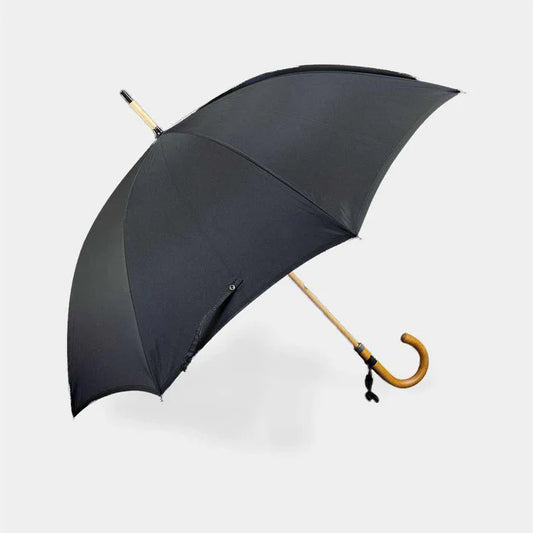 Japanese silk umbrella, luxury men’s umbrella, Maehara Koei Shoten umbrella, Tokyo handmade umbrella, Japanese gentleman umbrella, traditional Western umbrella Japan, silk canopy umbrella, handcrafted Japanese umbrella, luxury rain umbrella, artisan umbrella Japan, Malacca wood umbrella, buffalo horn umbrella tip, Yakifu oak umbrella, Imperial Household Agency umbrella, high-end men’s umbrella, Tokyo umbrella craftsmanship