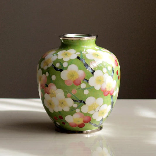 Owari cloisonne vase, Japanese cloisonne art, ume-zume plum blossom vase, Kato Shippo Seisakusyo vase, Japanese enamelware, wired cloisonne vase, Japanese decorative vase, black cloisonne vase, yellow cloisonne vase, Japanese handcrafted vase, plum blossom symbolism Japan, small Japanese art vase, cloisonne collector’s item, Aichi Prefecture artisan vase, traditional Japanese enamel vase