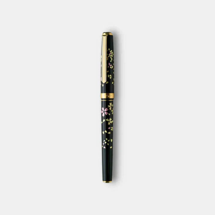 Kanazawa gold leaf fountain pen, Japanese fountain pen, Hakuichi pen, gold leaf writing pen, luxury Japanese pen, Red Fuji fountain pen, cherry blossom pen, moon and rabbit pen, goldfish fountain pen, Japanese art pen, handmade Japanese fountain pen, collectible fountain pen, Kanazawa craft pen, 18K gold nib pen, Japanese gift fountain pen