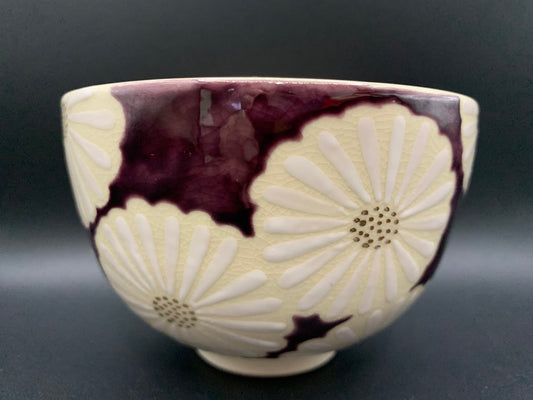 Japanese celadon pottery, handmade celadon tea bowl, ribbed ceramic tea bowl, carved leaf motif pottery, traditional Japanese ceramics, Longquan-style celadon ware, matcha chawan bowl, artisanal tea ceremony bowl, crackle glaze pottery, Song dynasty style ceramics, Japanese green glaze bowl, hand-thrown Japanese pottery, tea culture ceramics, Japanese chawan design, antique-style Japanese bowl, leaf pattern pottery, ribbed matcha bowl, celadon carving techniques, Japanese celadon glaze art, traditional Japa