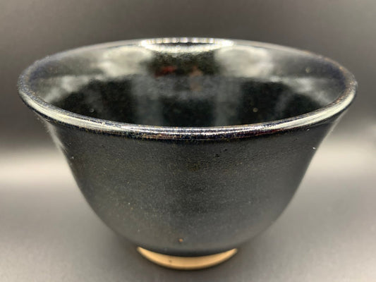Japanese crafts, kogei art, matcha bowl ceramics, handmade matcha bowl, traditional Japanese pottery, Raku tea bowls, Arita porcelain wares, Imari ceramic art, Kutani porcelain figurine, handcrafted washi paper, washi paper art, bamboo weaving crafts, artisanal bamboo basketry, lacquerware craft, maki-e lacquer art, Edo Kiriko cut glassware, Japanese glass crafts, kintsugi repair pottery, kintsugi bowl restoration, kumihimo braid cords, silk kimono textiles, traditional Japanese textile art, nishijin-ori fa