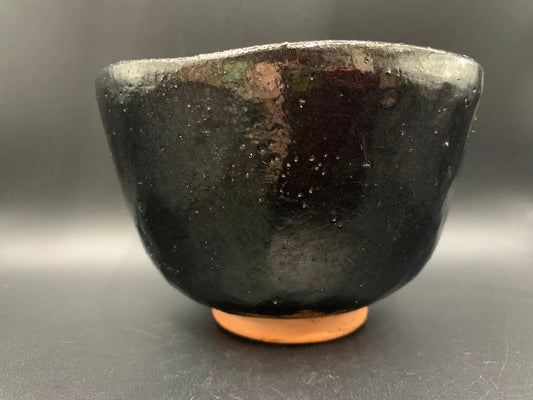 Japanese celadon pottery, handmade celadon tea bowl, ribbed ceramic tea bowl, carved leaf motif pottery, traditional Japanese ceramics, Longquan-style celadon ware, matcha chawan bowl, artisanal tea ceremony bowl, crackle glaze pottery, Song dynasty style ceramics, Japanese green glaze bowl, hand-thrown Japanese pottery, tea culture ceramics, Japanese chawan design, antique-style Japanese bowl, leaf pattern pottery, ribbed matcha bowl, celadon carving techniques, Japanese celadon glaze art, traditional Japa