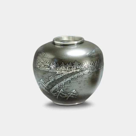Osaka Naniwa pewter vase, Osaka Suzuki pewterware, Japanese tin vase, traditional Japanese pewter craft, hand engraved pewter vase, Japanese landscape design vase, tin vase Japan, 300 year old craft tradition, Japanese pewter decorative vase, Osaka pewter gift, handmade pewter home décor, Japanese metal vase, collectible Japanese pewter