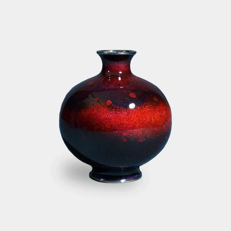 Owari Cloisonne vase, Japanese cloisonne art, wireless cloisonne enamel, Kato Shippo Seisakusyo vase, Japanese enamel vase, tamagata cloisonne vase, Japanese single flower vase, red cloisonne vase, navy blue cloisonne vase, green cloisonne vase, Japanese handcrafted vase, Japanese enamel art, cloisonne wedding gift, traditional Japanese decorative vase, Aichi cloisonne pottery